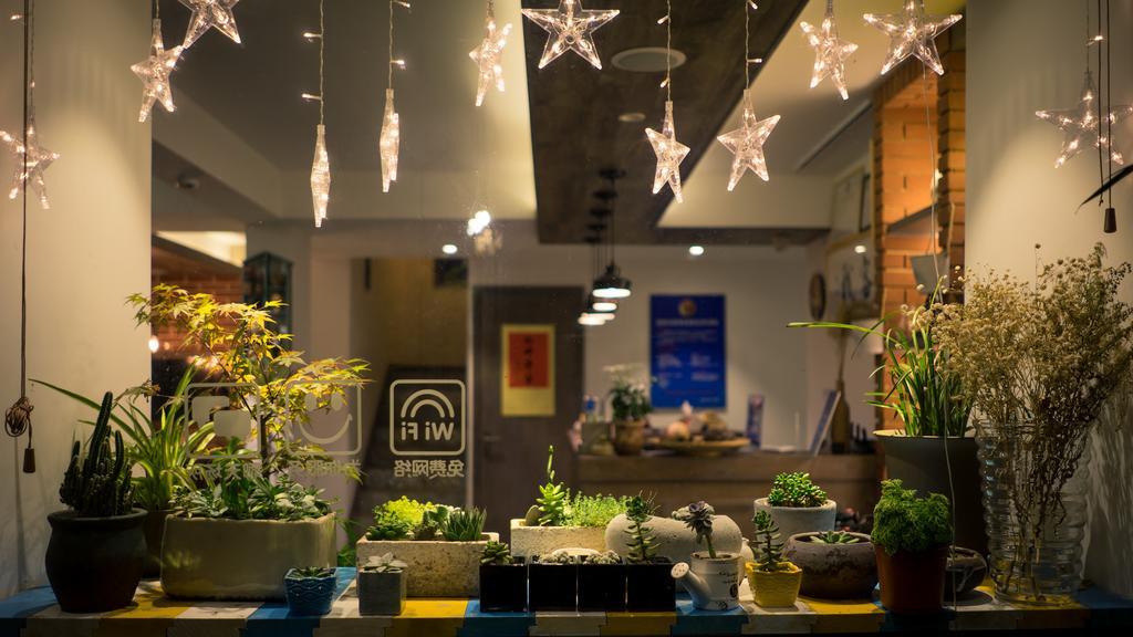 Two Towns Hostel Hangzhou Buitenkant foto