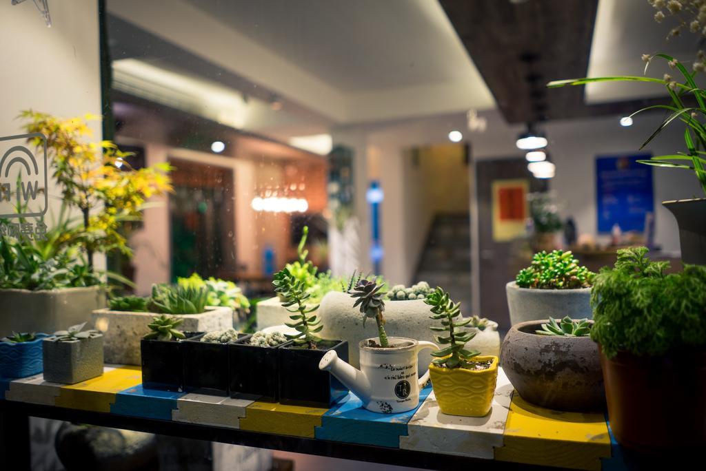 Two Towns Hostel Hangzhou Buitenkant foto